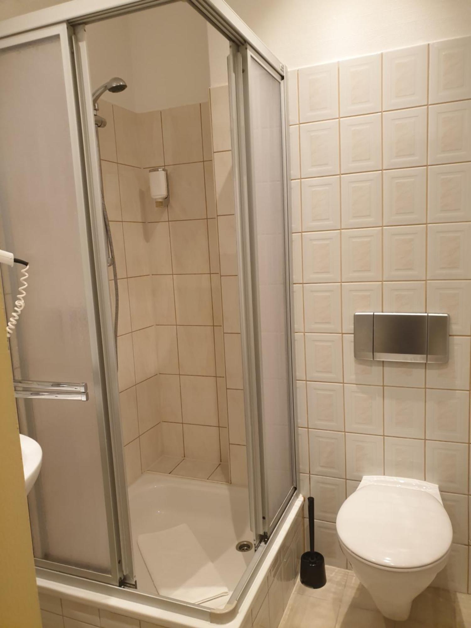 Viadrina Rooms & Apartments Frankfurt-Oder Am Park Im Zentrum Φρανκφούρτη  Εξωτερικό φωτογραφία