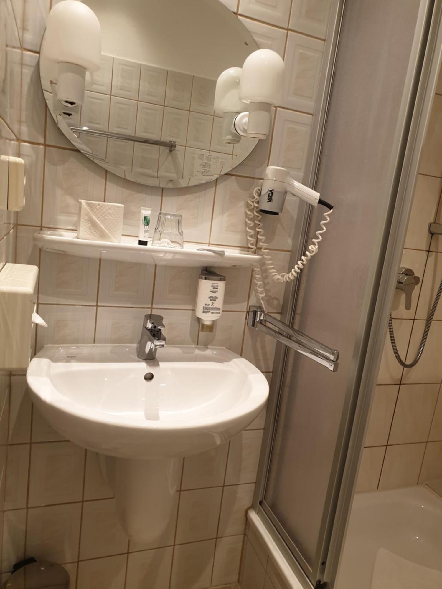 Viadrina Rooms & Apartments Frankfurt-Oder Am Park Im Zentrum Φρανκφούρτη  Εξωτερικό φωτογραφία