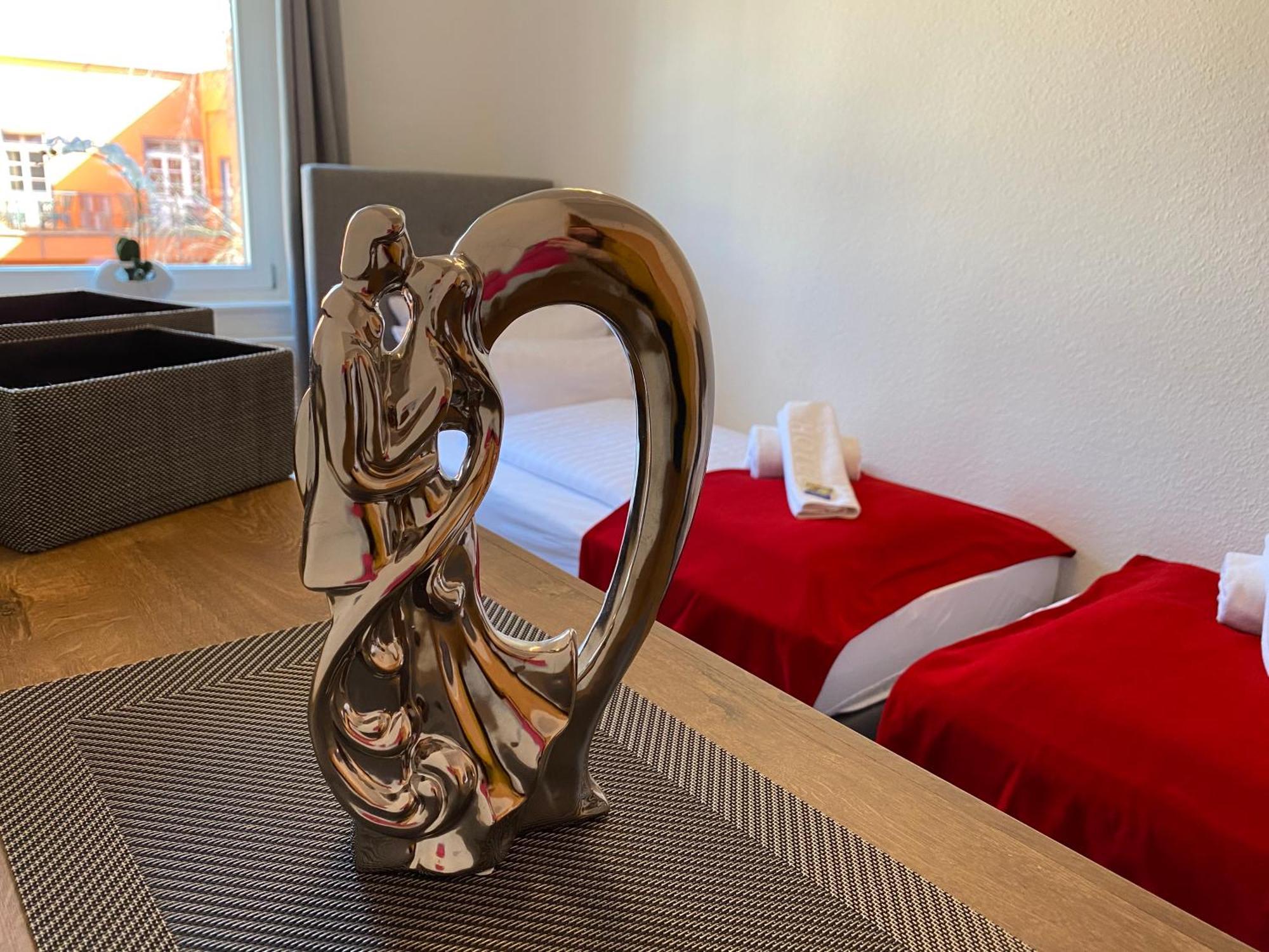 Viadrina Rooms & Apartments Frankfurt-Oder Am Park Im Zentrum Φρανκφούρτη  Εξωτερικό φωτογραφία